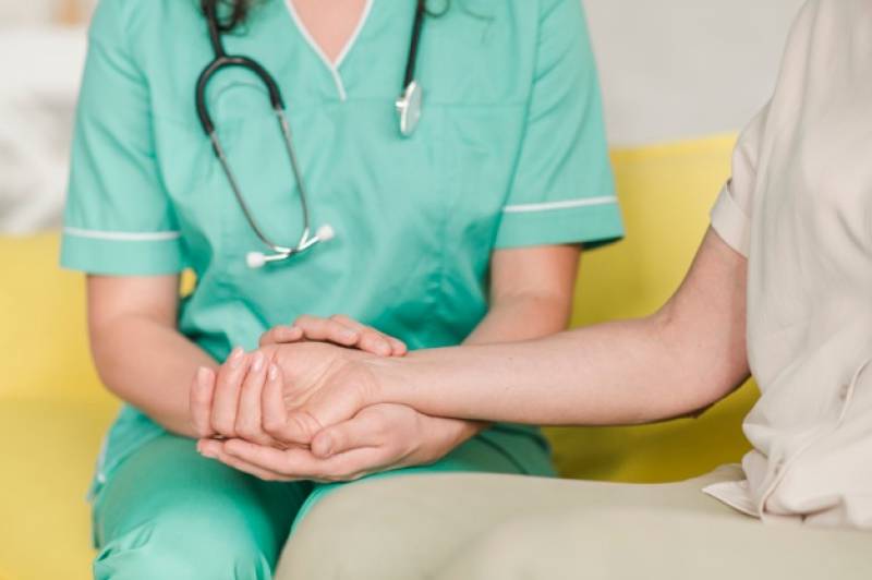 Obtenir une estimation tarifaire rapide d'assurance mutuelle santé pour infirmière à Bordeaux, Gironde